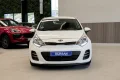 Thumbnail 2 del Kia Rio 1.2 CVVT Tech