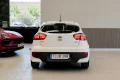 Thumbnail 10 del Kia Rio 1.2 CVVT Tech