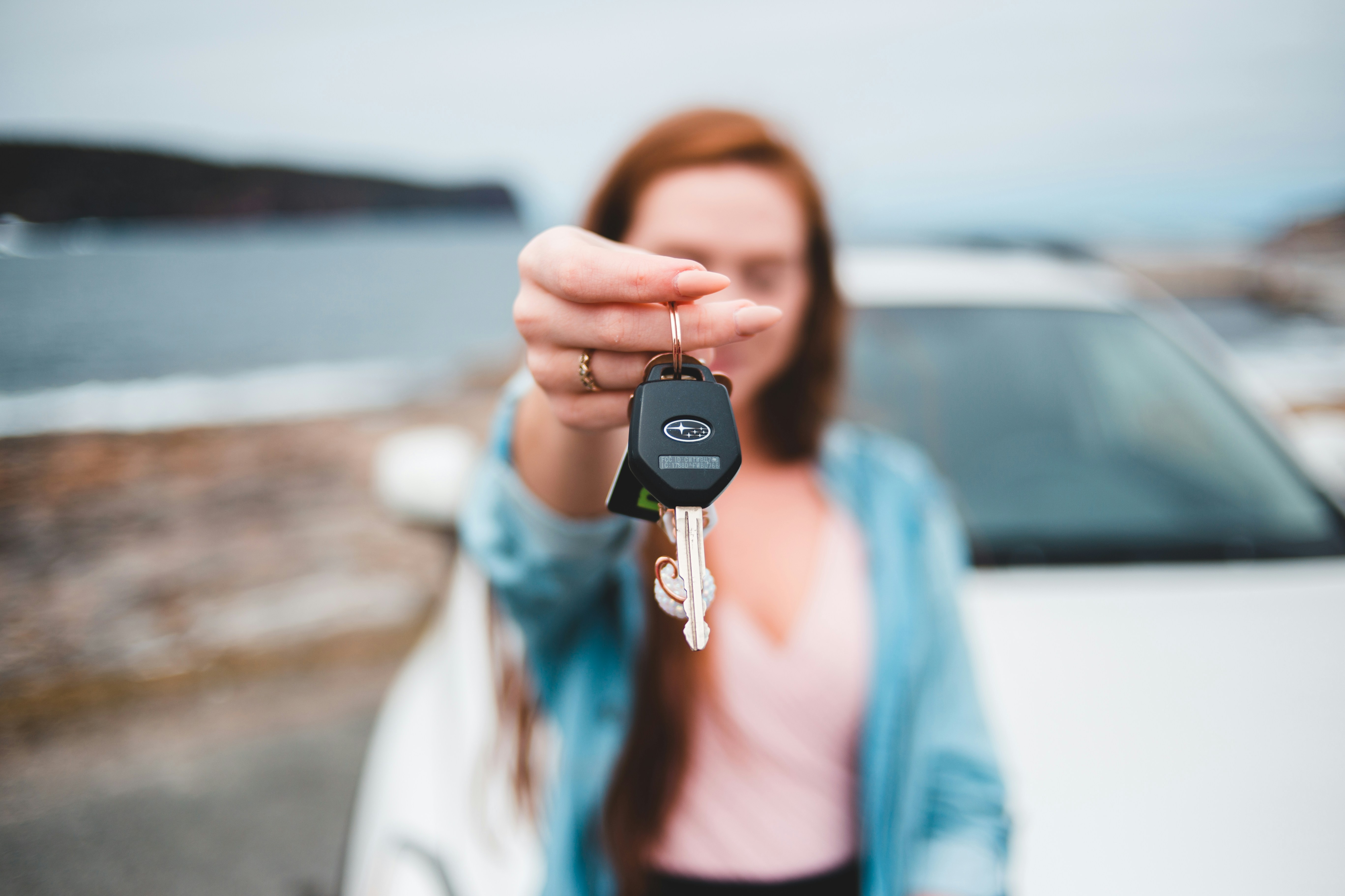 Renting o comprar coche: ¿qué es más rentable para un Premium a 5 años?