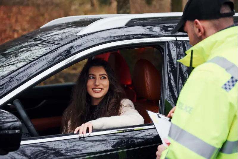 ¿Qué papeles hay que llevar en el coche?